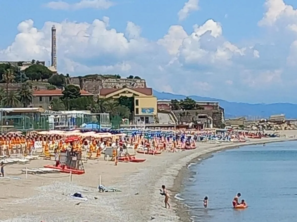 Sweet Sea View Apartment Savona