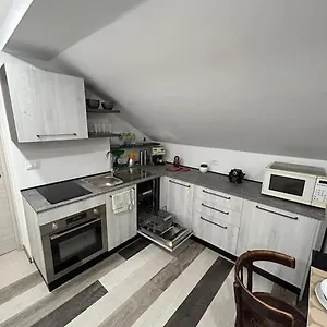  Appartement Mansarda In Pieno Centro